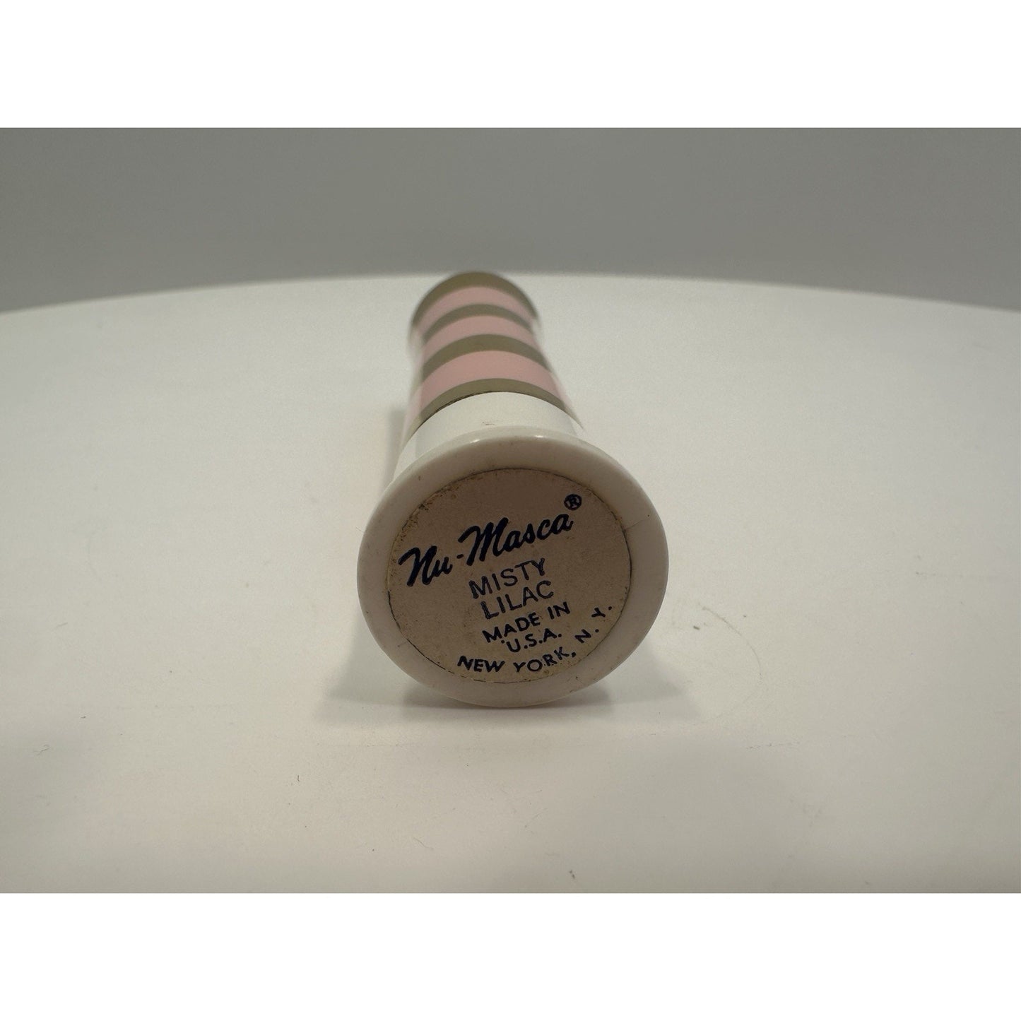 VINTAGE *NEW* 1970's Nu-Masca Misty Lilac Lipstick USA