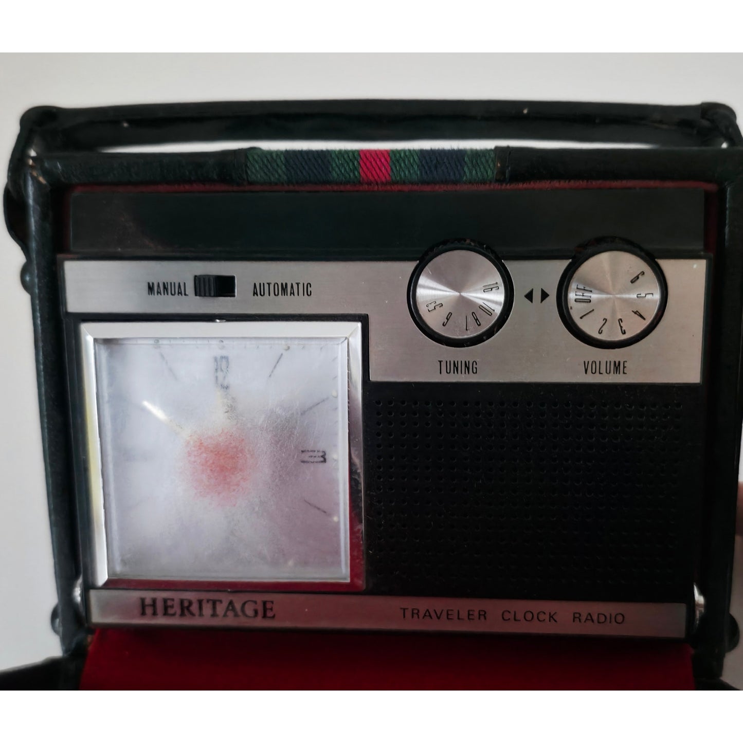 VINTAGE 1970's Heritage Travel Clock Radio Black w/Red & Green Stripe Case