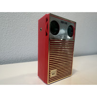 VINTAGE *NEW* 1970's Four Star FS-701 Solid State Radio in Red w/ Clear Case