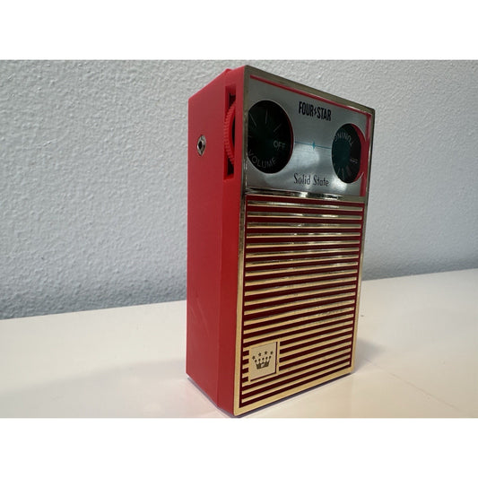 VINTAGE *NEW* 1970's Four Star FS-701 Solid State Radio in Red w Clear Case