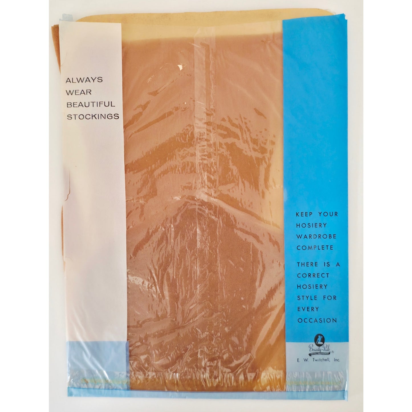 VINTAGE *NEW* 1960's Beautiful Stockings Seamless Pantyhose Nude Size 9