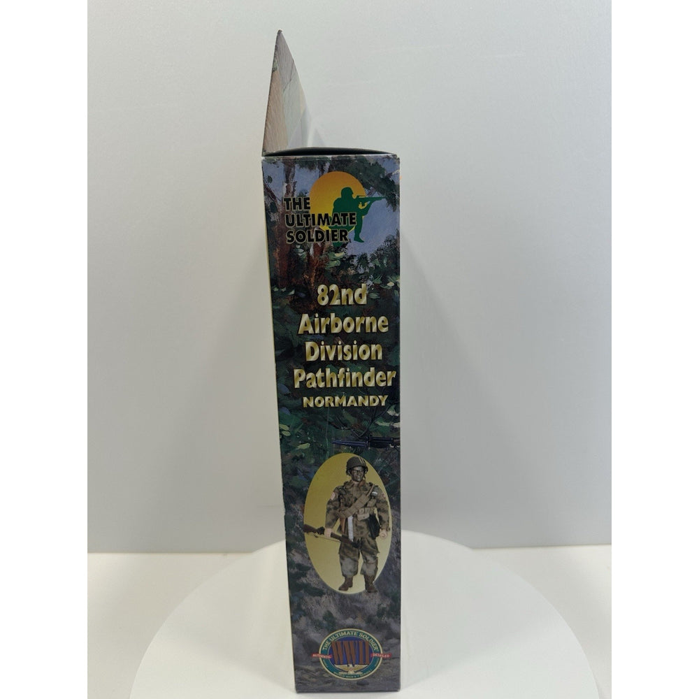 VINTAGE *NEW* The Ultimate Soldier '99 82nd Airborne Division Pathfinder Normandy Figure