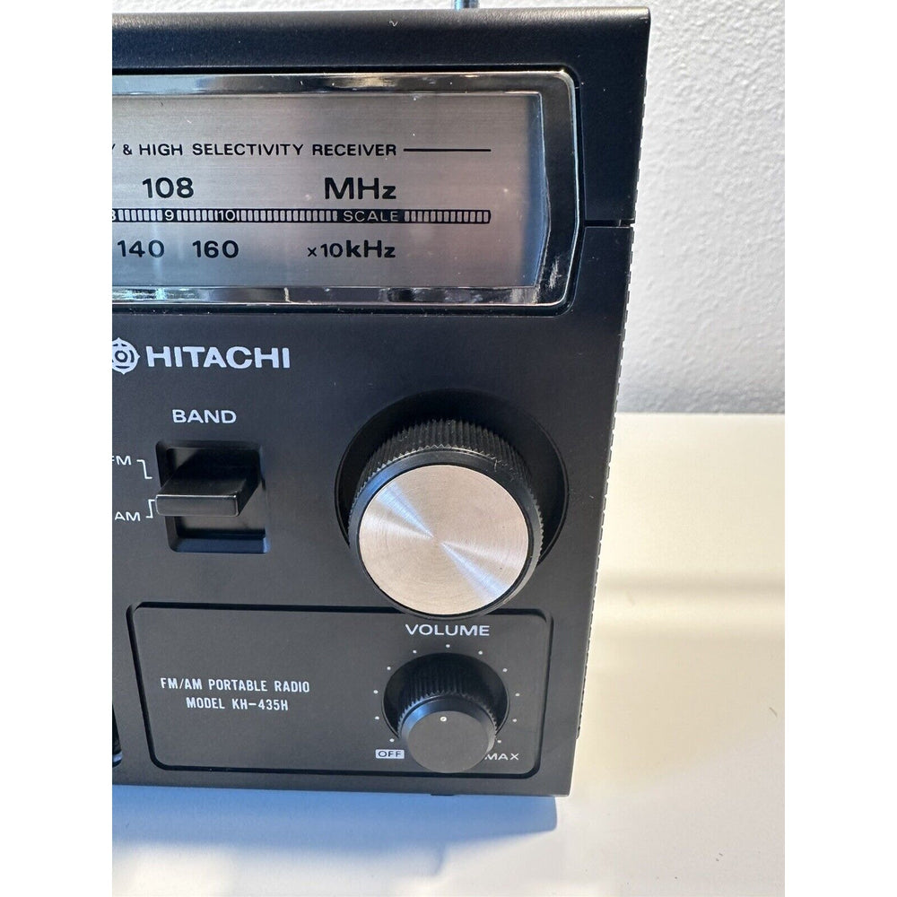 VINTAGE *NEW* 1970's Hitachi Model KH-435H AM/FM Portable Transistor Radio