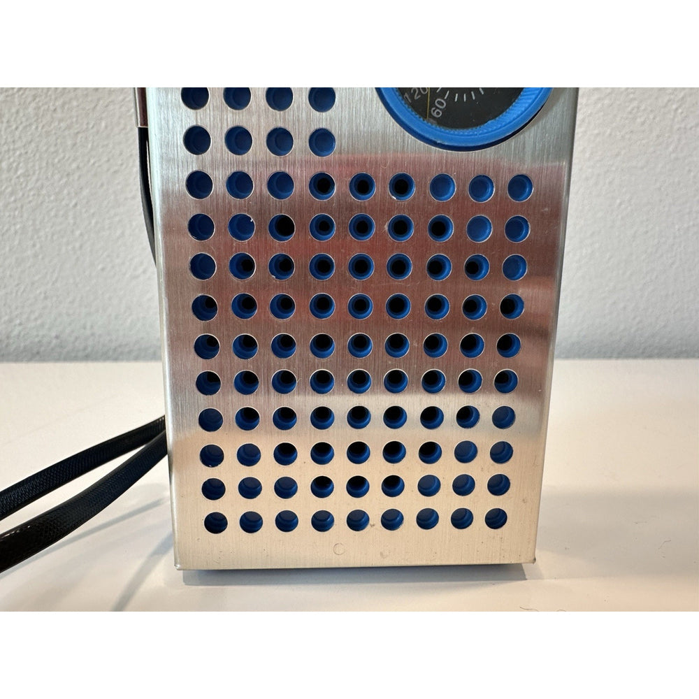 VINTAGE *NEW* Seiko GL-373 Blue Solid State Pocket Transistor Radio