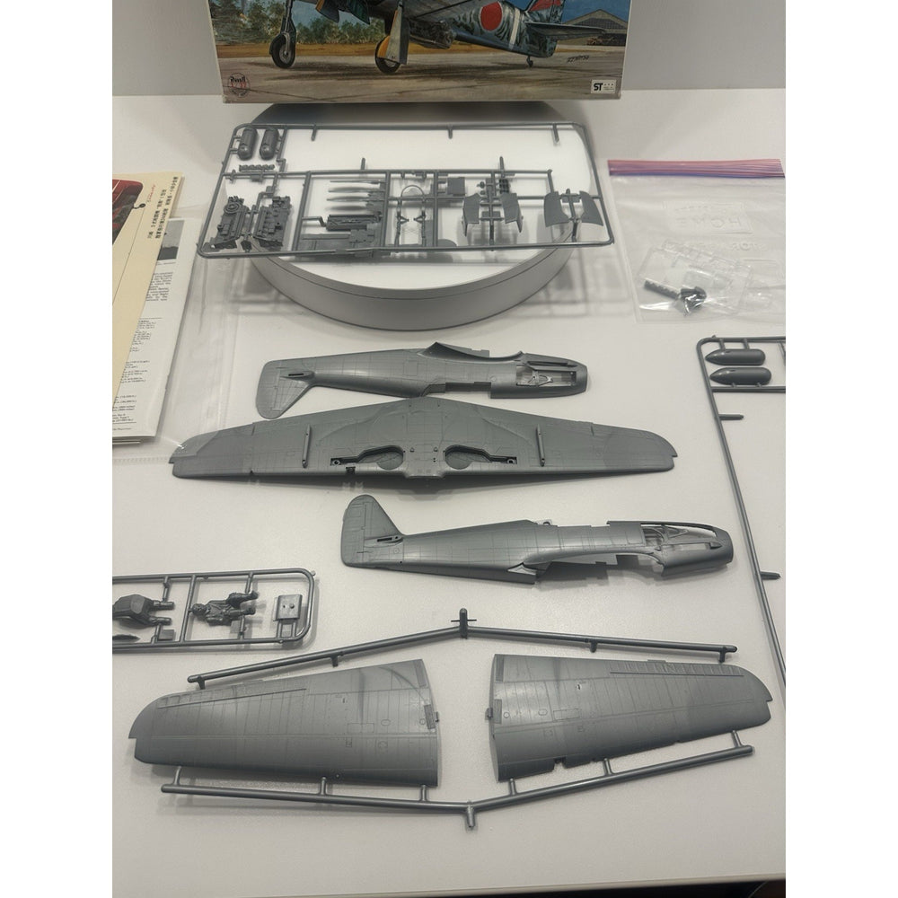 VINTAGE 1972 Revell Hein Kawasaki Ki61 1Kai TONY Japan Model Kit
