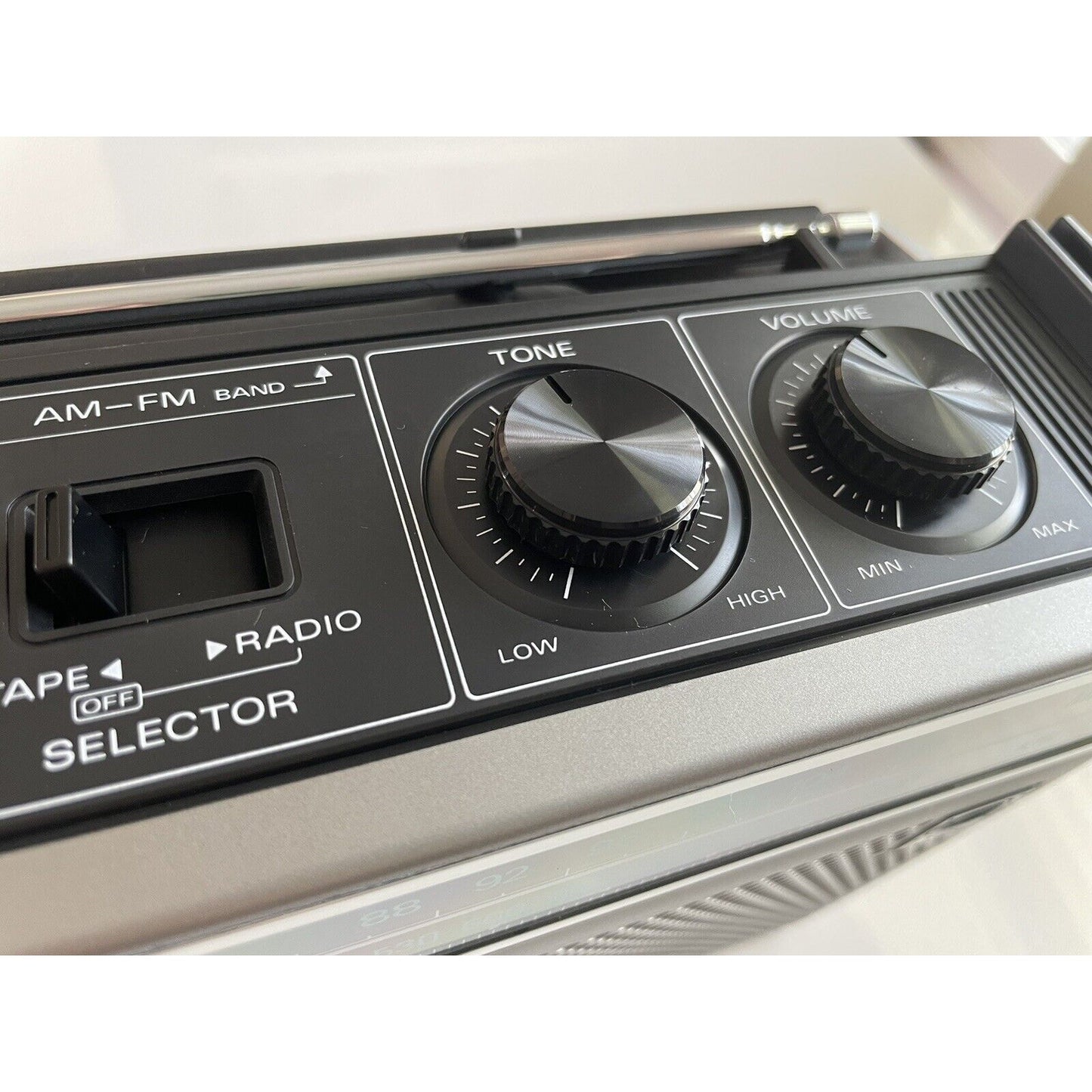 VINTAGE *NEW* Sanyo M2562 am/fm Portable Tape Recorder Boom Box