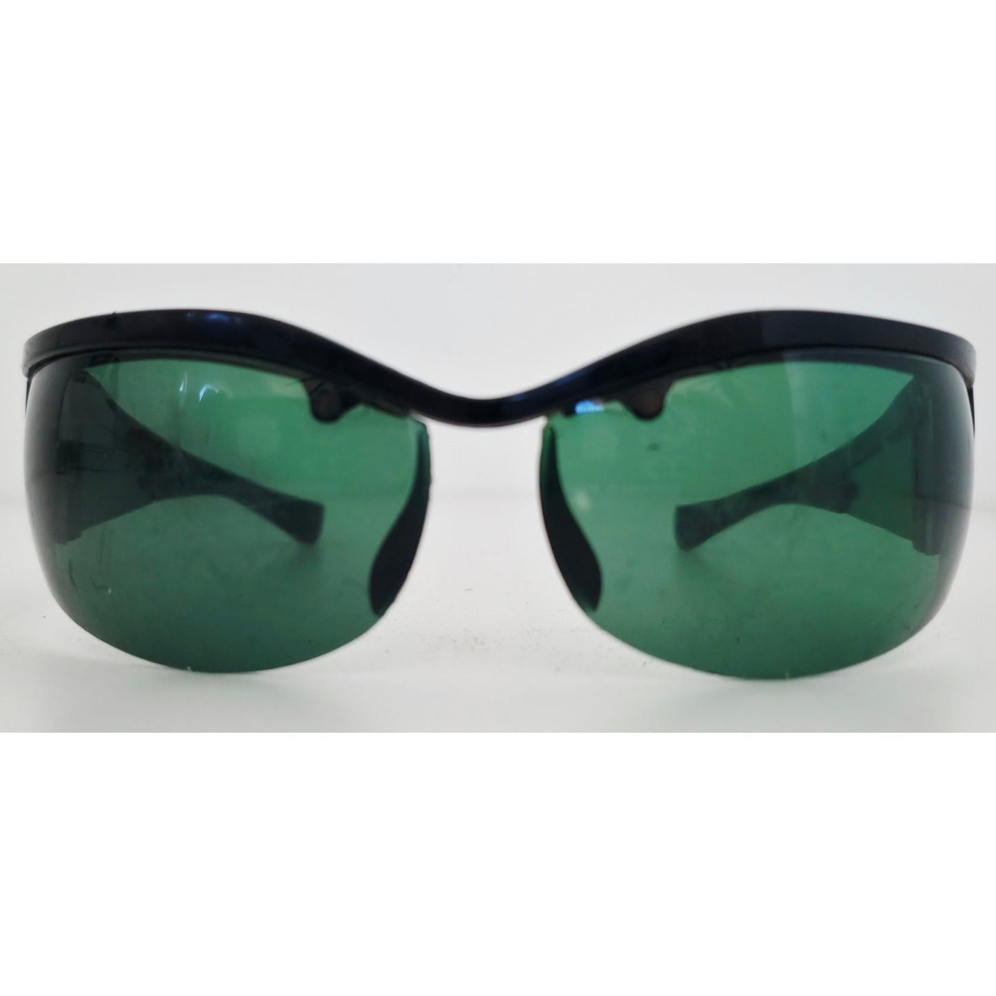 VINTAGE *PRISTINE* 1970's Glam Unisex Black Oval Frame Green Lenses