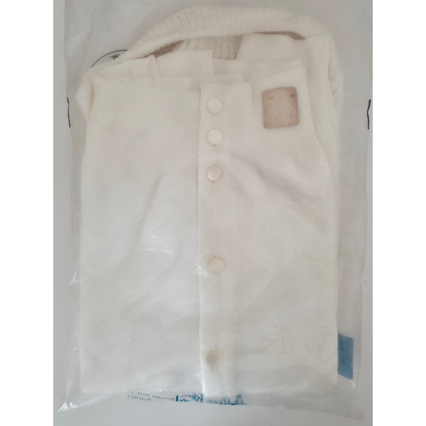 VINTAGE *NEW* 1960's Women's White V-Kneck Button Down Sweater Made in USA Sz 40