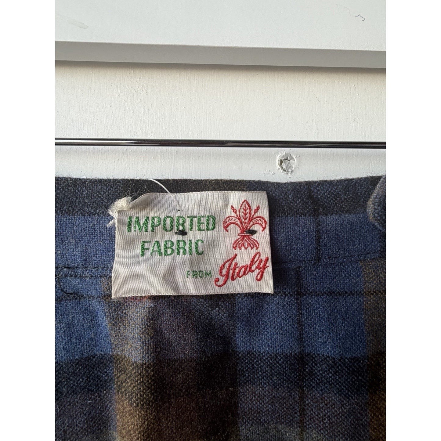 VINTAGE *NEW* 1960's Italian Plaid Mid-length Backslit Skirt Size