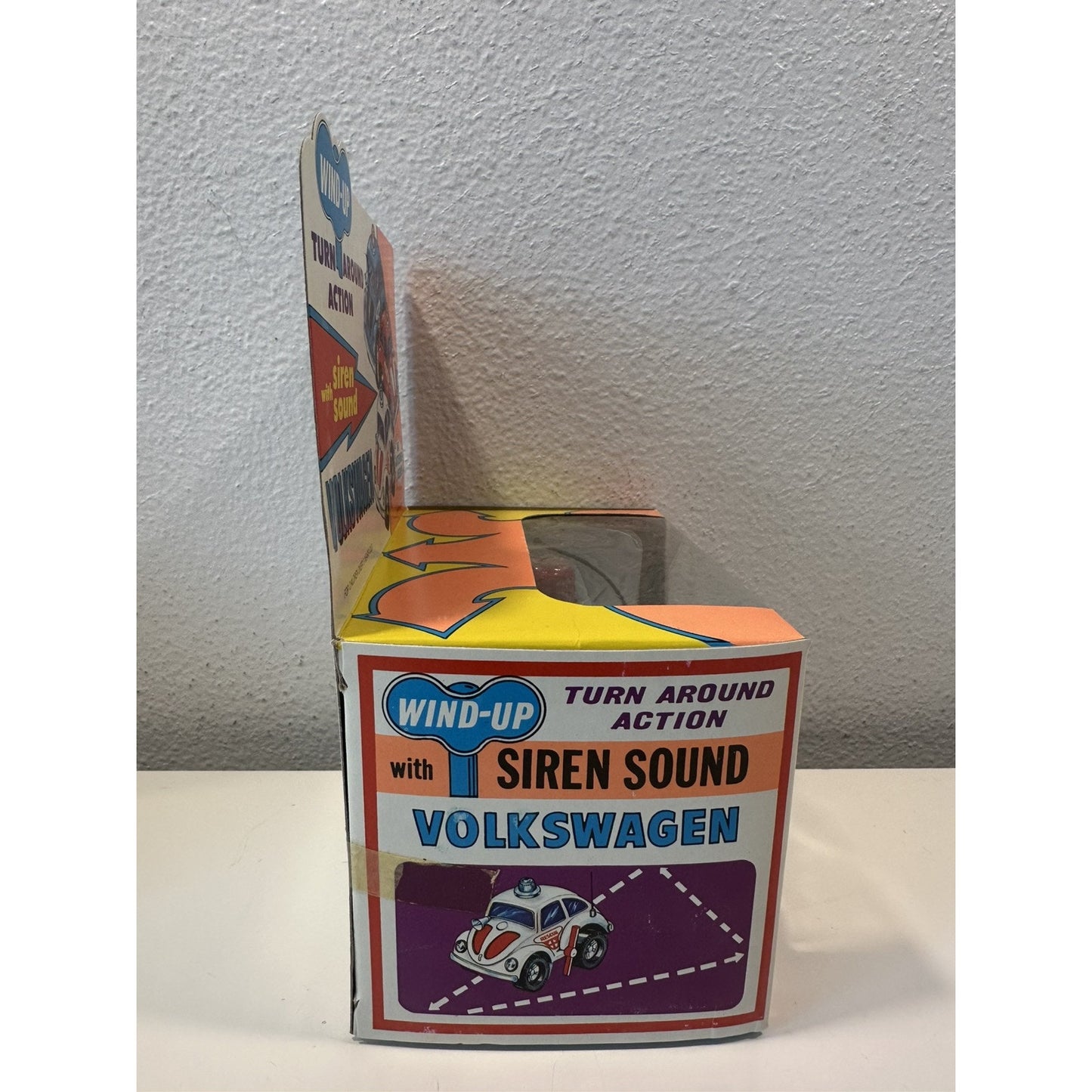VINTAGE *NEW* 1970's Wind-Up VOLKSWAGEN Police Bug with Siren Sound Turn Around Action