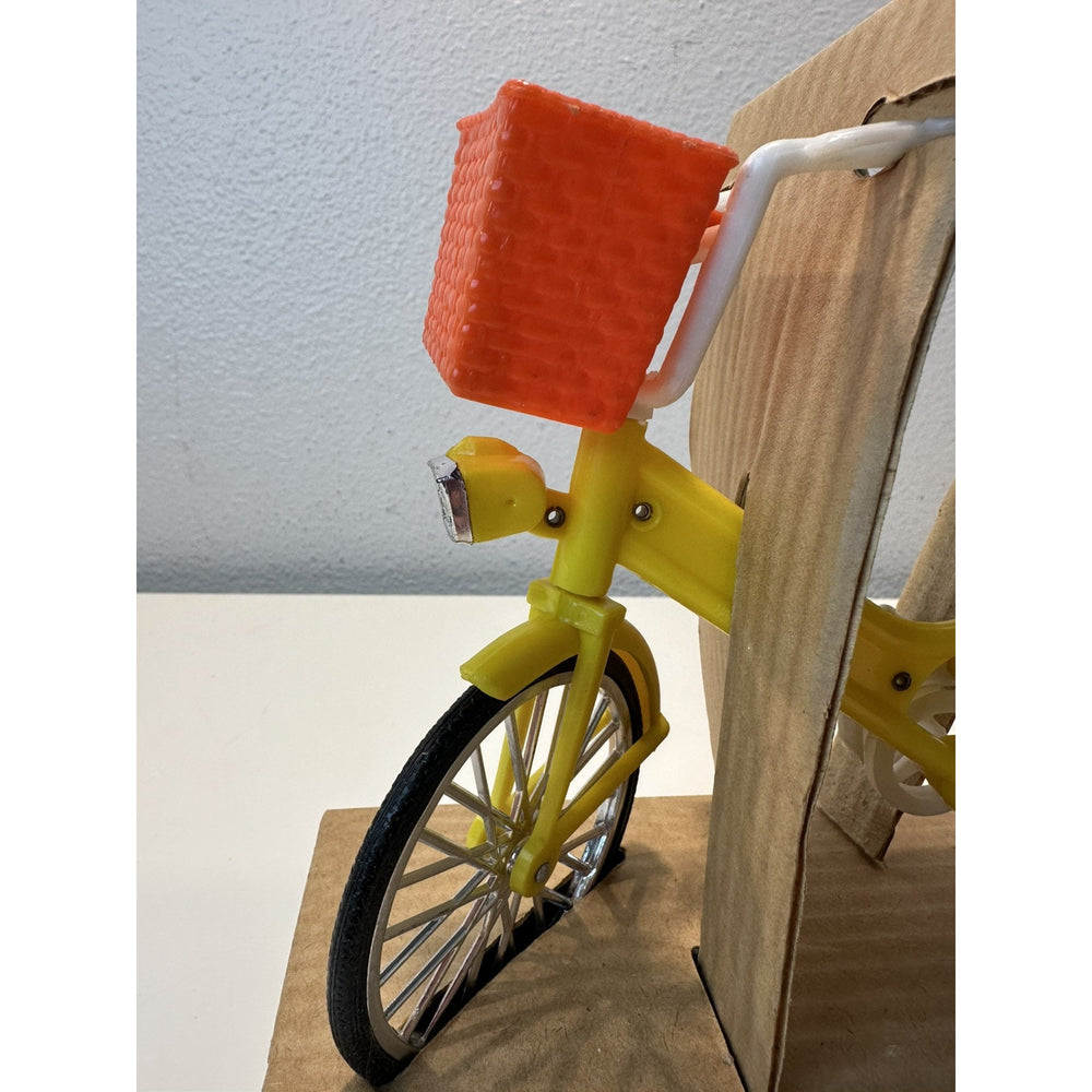VINTAGE *NEW* Mego Dinah-Mite's Peddle Bike