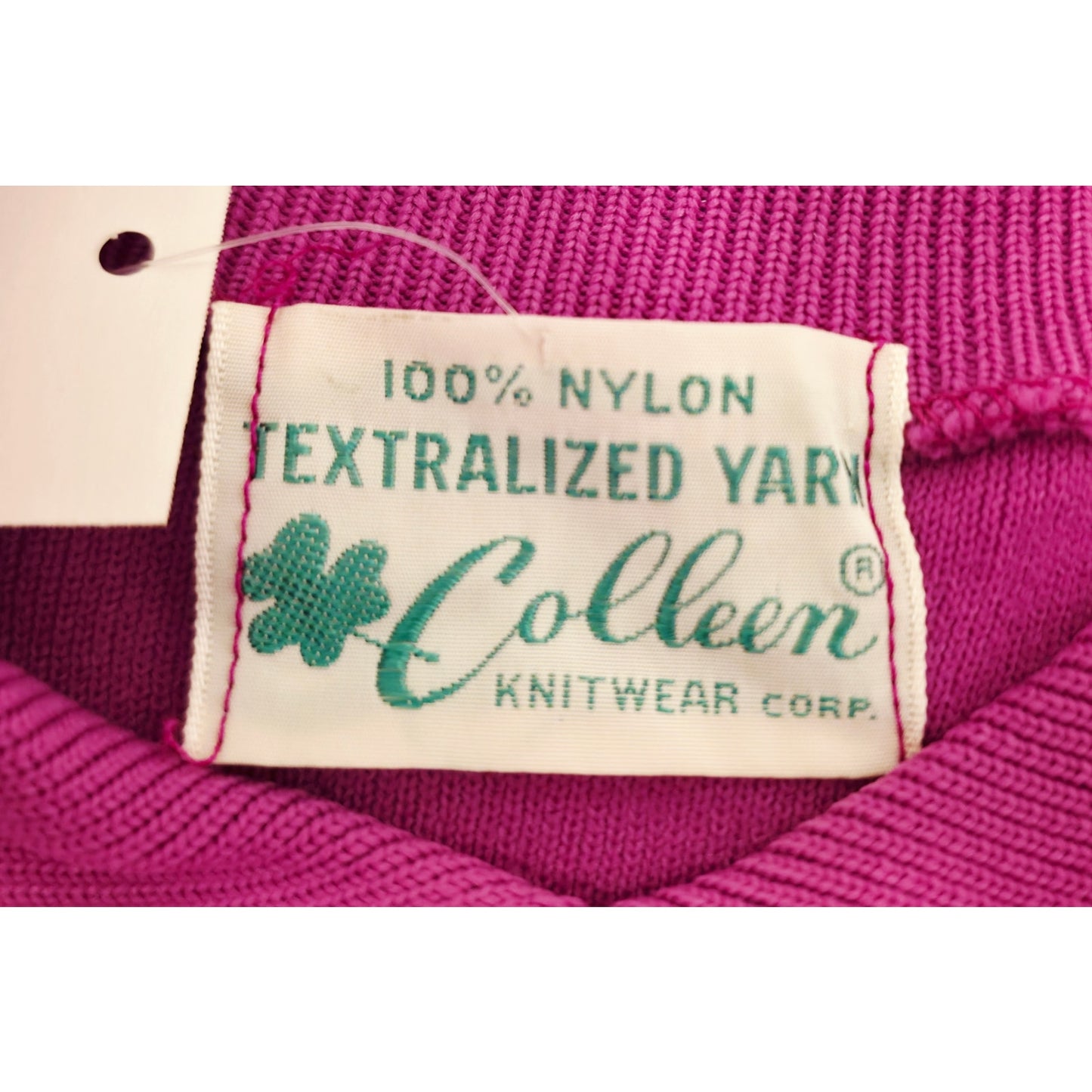 VINTAGE *NEW* 1960's Women's Pink Collared Sweater 100% Nylon Size 40