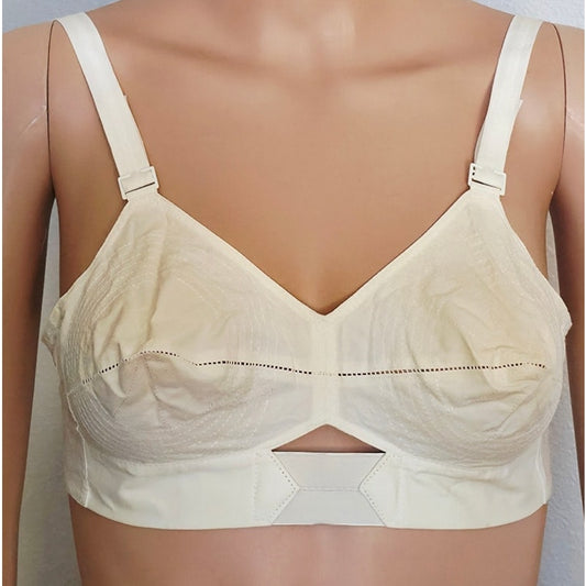 VINTAGE *NEW* 1970's Maidenform Women's Cream Bullet Bra 38A USA