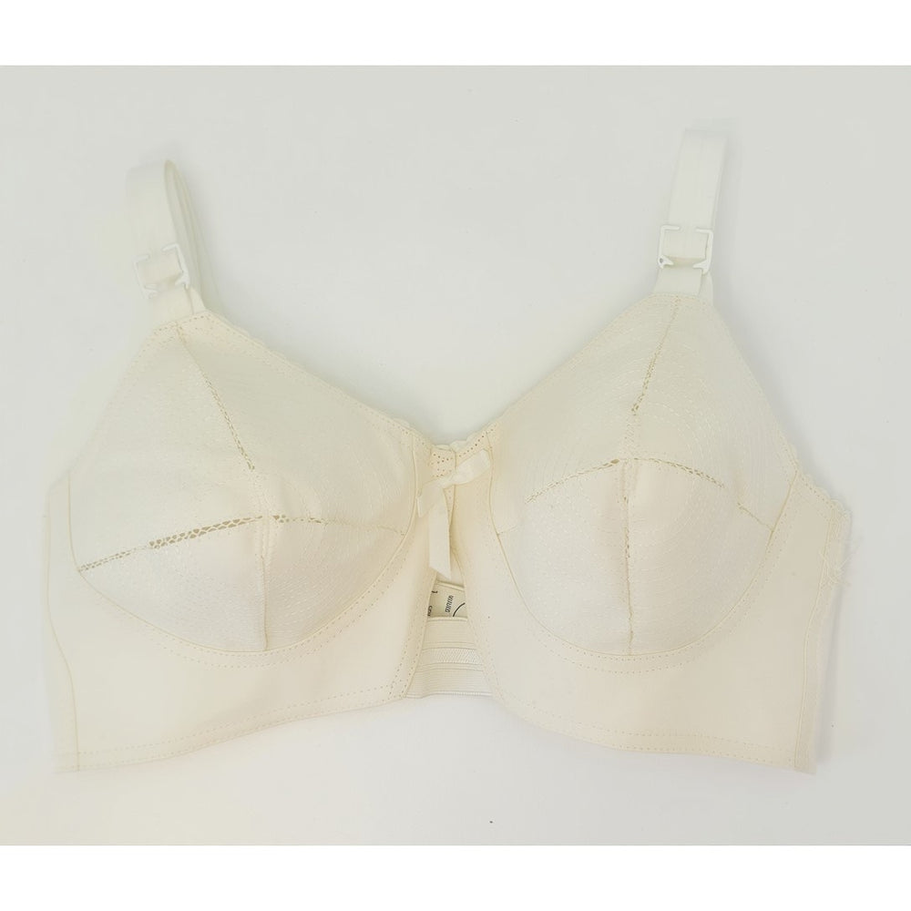 VINTAGE *NEW* 1960's Stephanie Women's Cream Bullet Bra w/Center Flower Size 32B