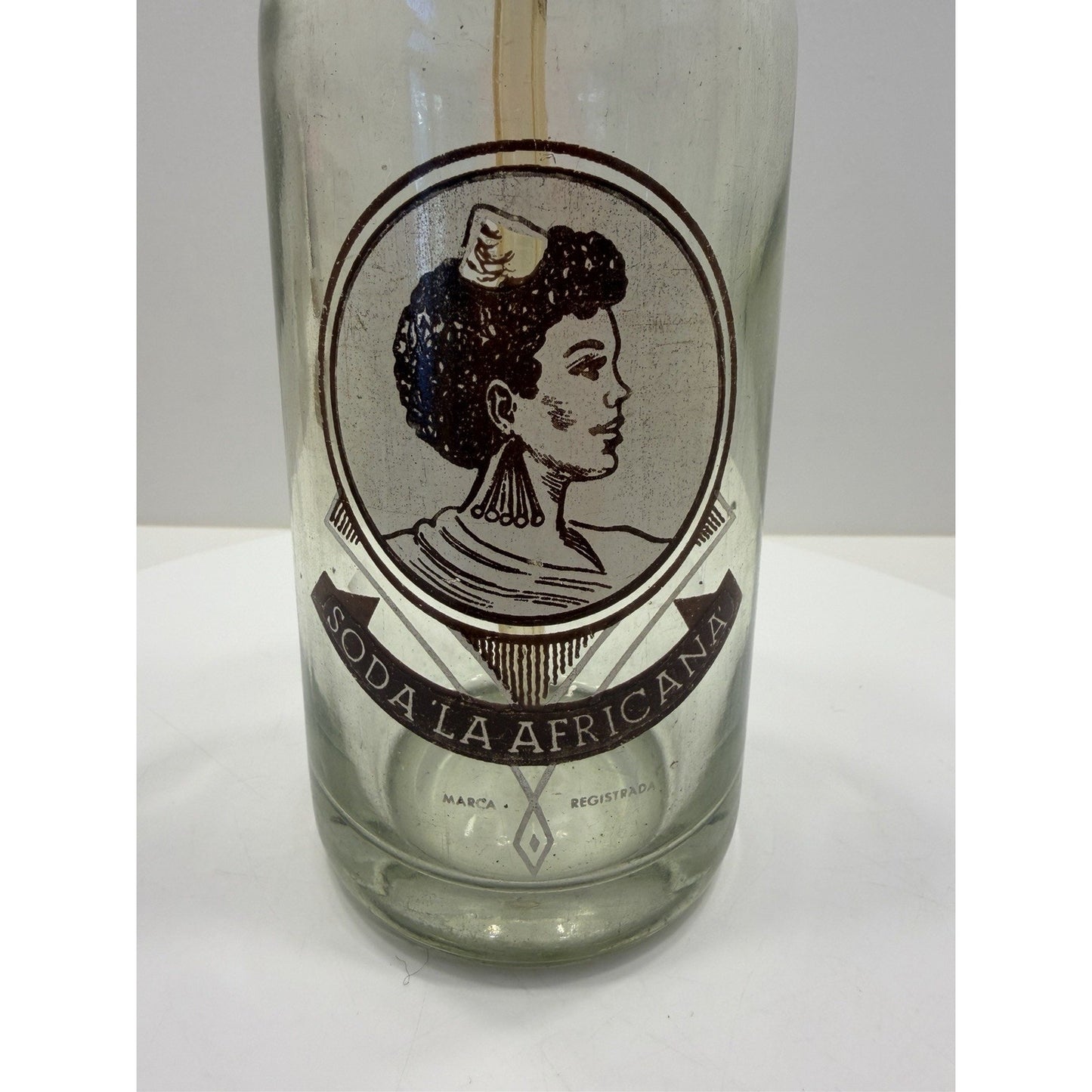 VINTAGE *PRISTINE* Art Thang Soda 'La Africana Decanter Argentina