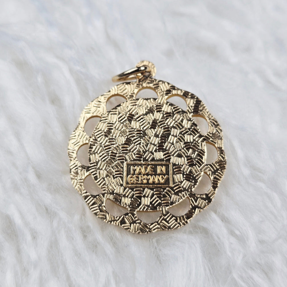 VINTAGE *NEW* 1950's Madonna Gold-Toned Religious Pendant 1.25" Germany