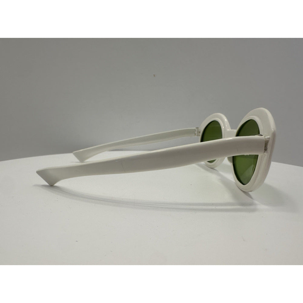 VINTAGE *NEW* 1970's Glam Unisex Sunglasses White Oval Frame