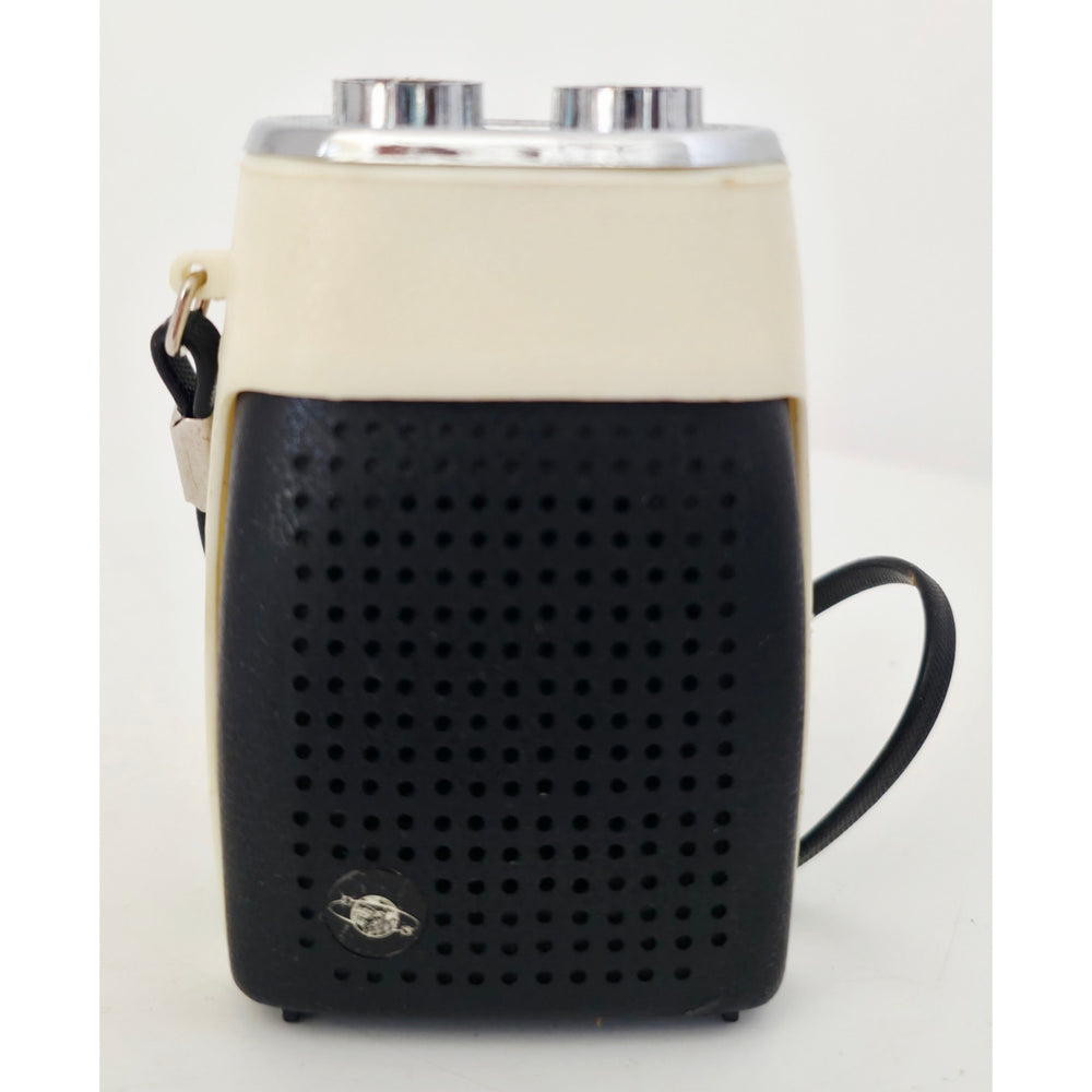 VINTAGE *NEW* 1960's Sakura FS-19 Green/Black Solid State Micro Transistor Radio