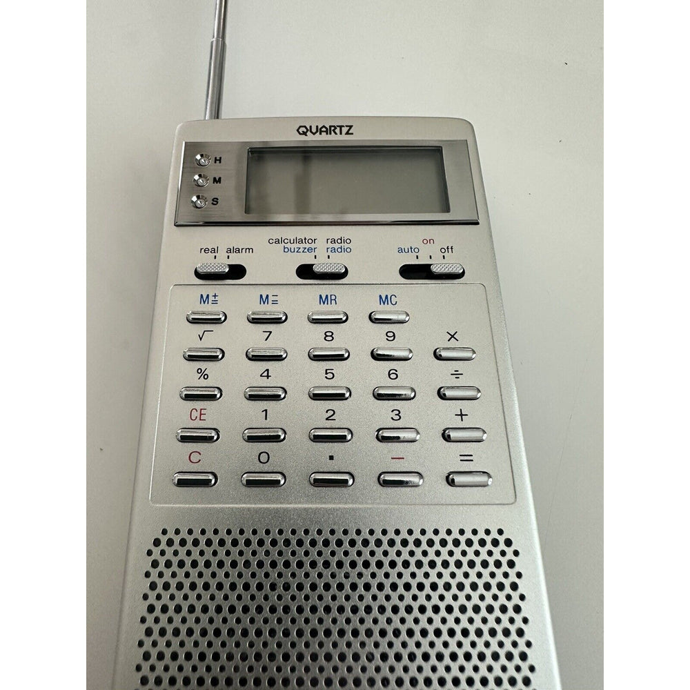 VINTAGE *NEW* Sanyo RPM 6950 Calculator am/fm Clock Radio Slim