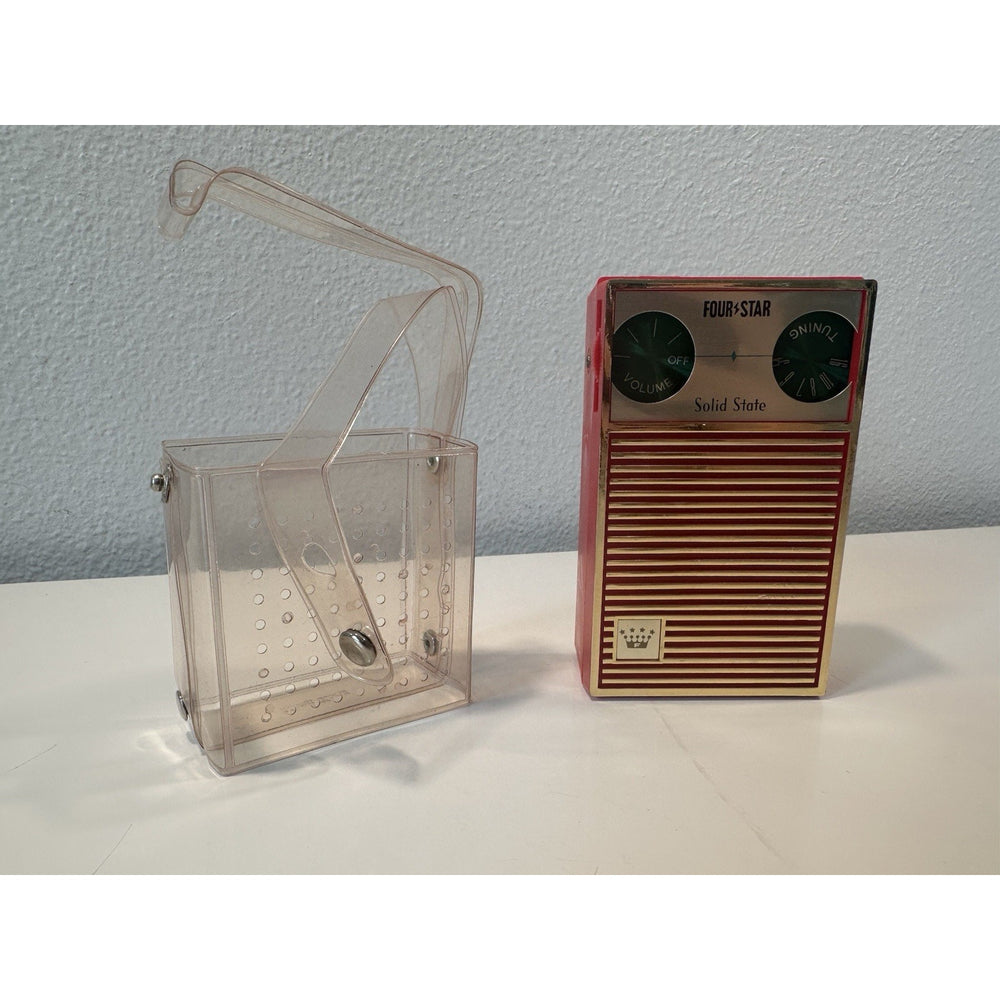 VINTAGE *NEW* 1970's Four Star FS-701 Solid State Radio in Red w/ Clear Case
