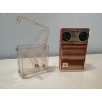 VINTAGE *NEW* 1970's Four Star FS-701 Solid State Radio in Red w/ Clear Case