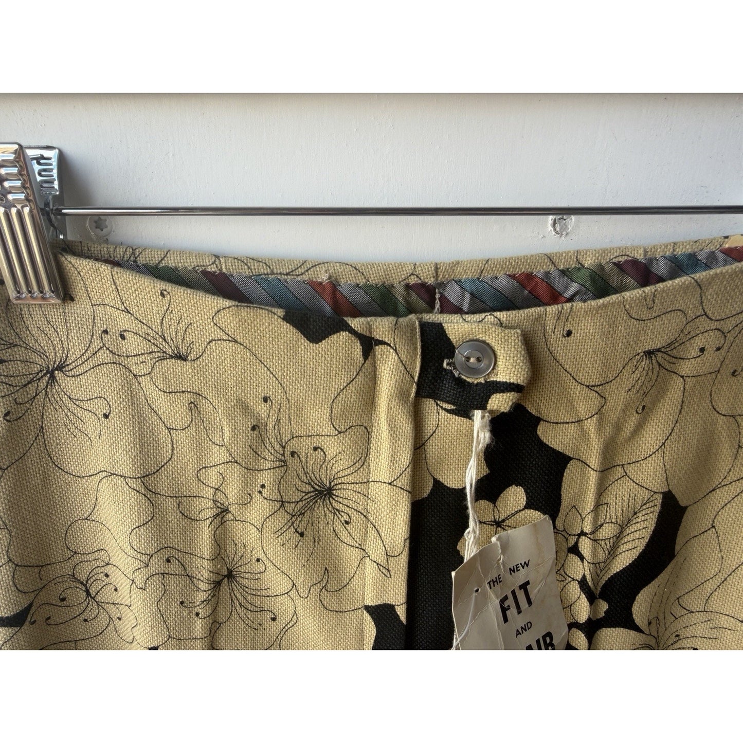 VINTAGE *NEW* 1960's Women's Fit & Flare Black/Cream Floral Pattern Pants Size 10