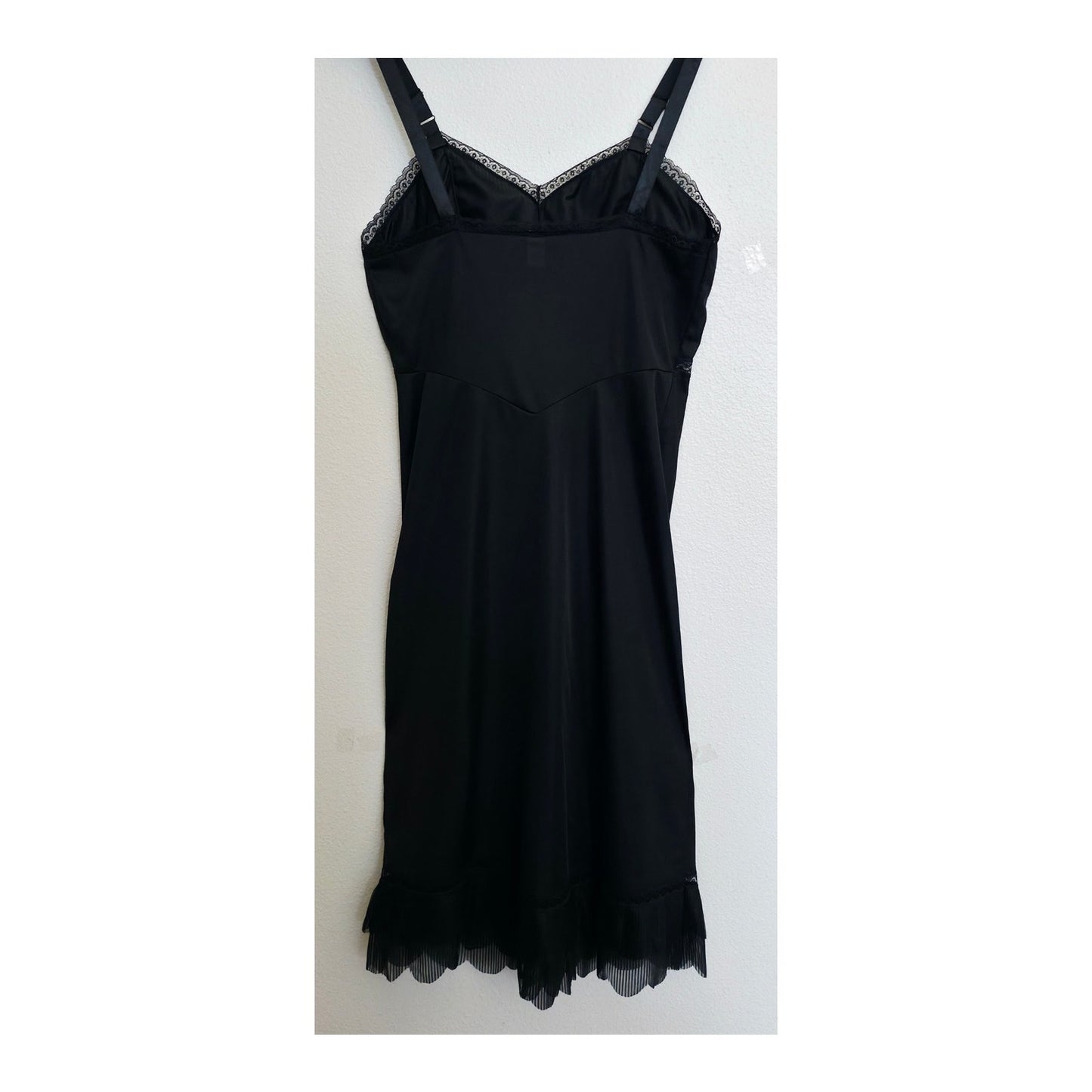 VINTAGE *NEW* 1960's Women's Black with Lace Trim Slip Dress Size 34