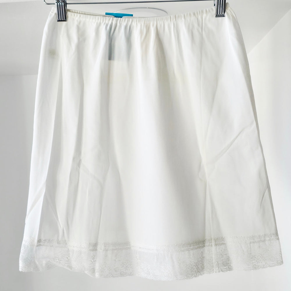 VINTAGE *NEW* 1960's Kayser Women's White w/Lace Trim & Heart Half Slip Size S