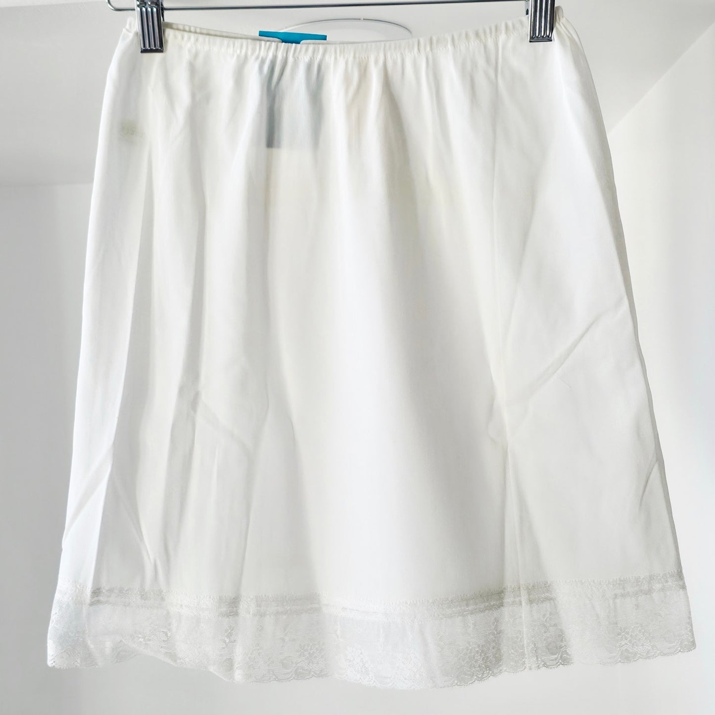 VINTAGE *NEW* 1960's Kayser Women's White w/Lace Trim & Heart Half Slip Size S