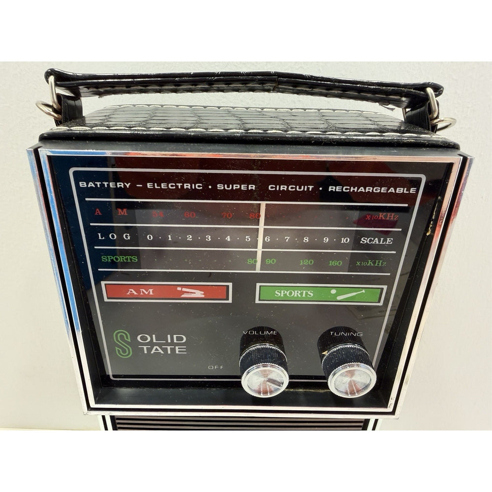 VINTAGE *NEW* 1960's Petrosonic AM Sport Snake Brown Case Radio