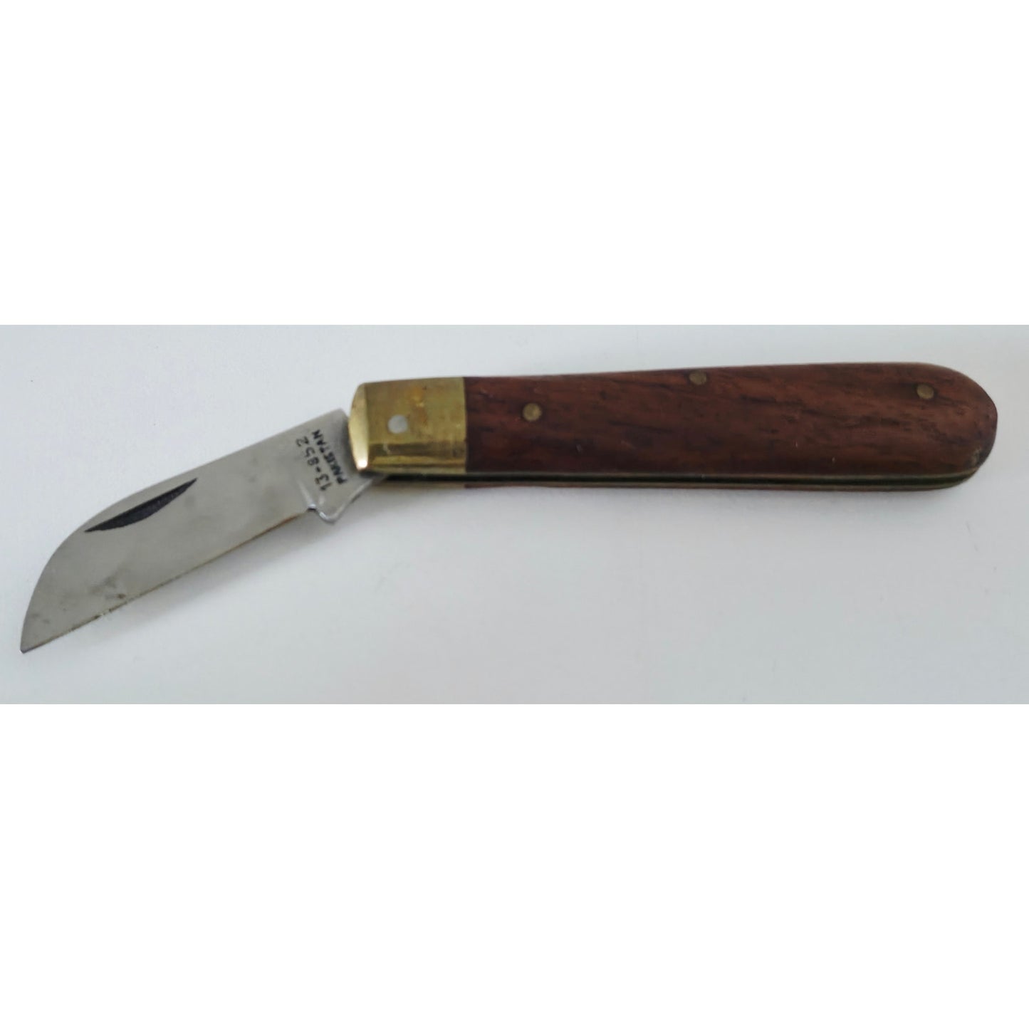 VINTAGE *NEW* 1960's Stainless Steel with Wooden Handle Pocket Knife Pakistan