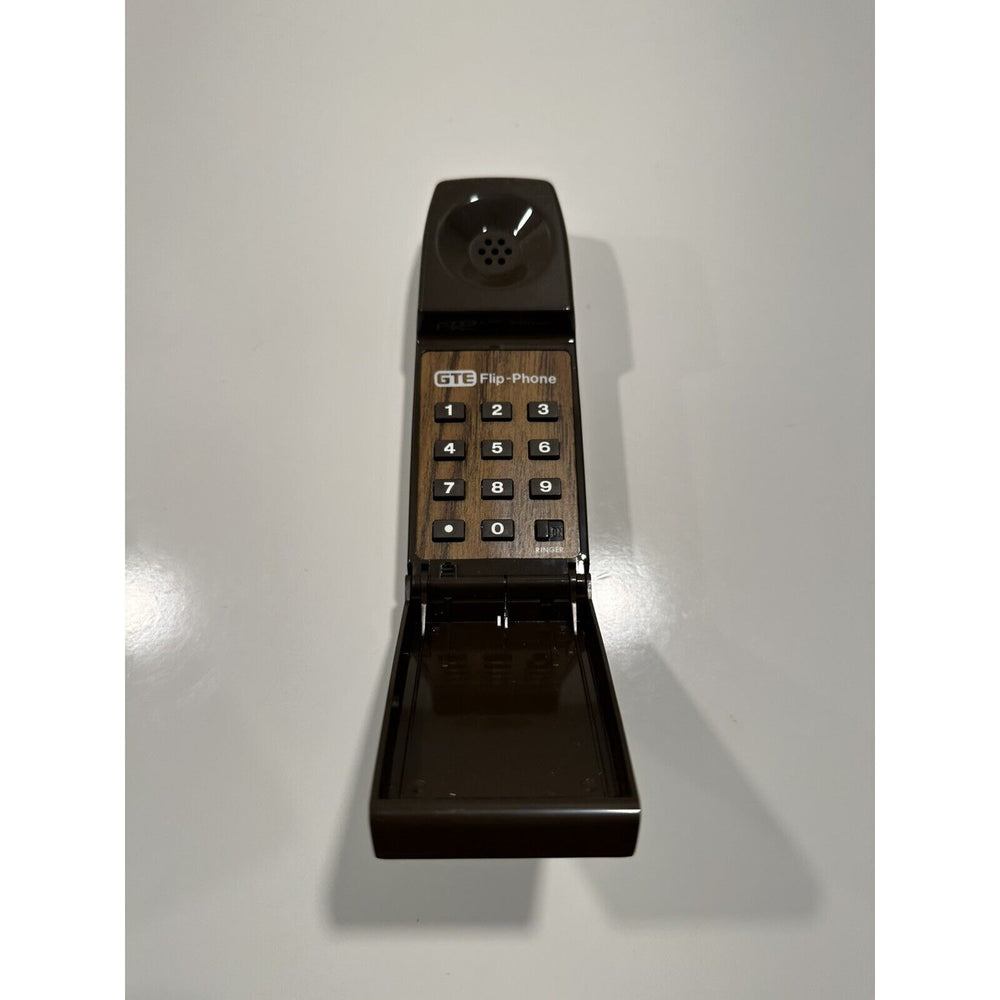 VINTAGE *NEW* 1970's/1980's GTE Flip-Phone Telephone