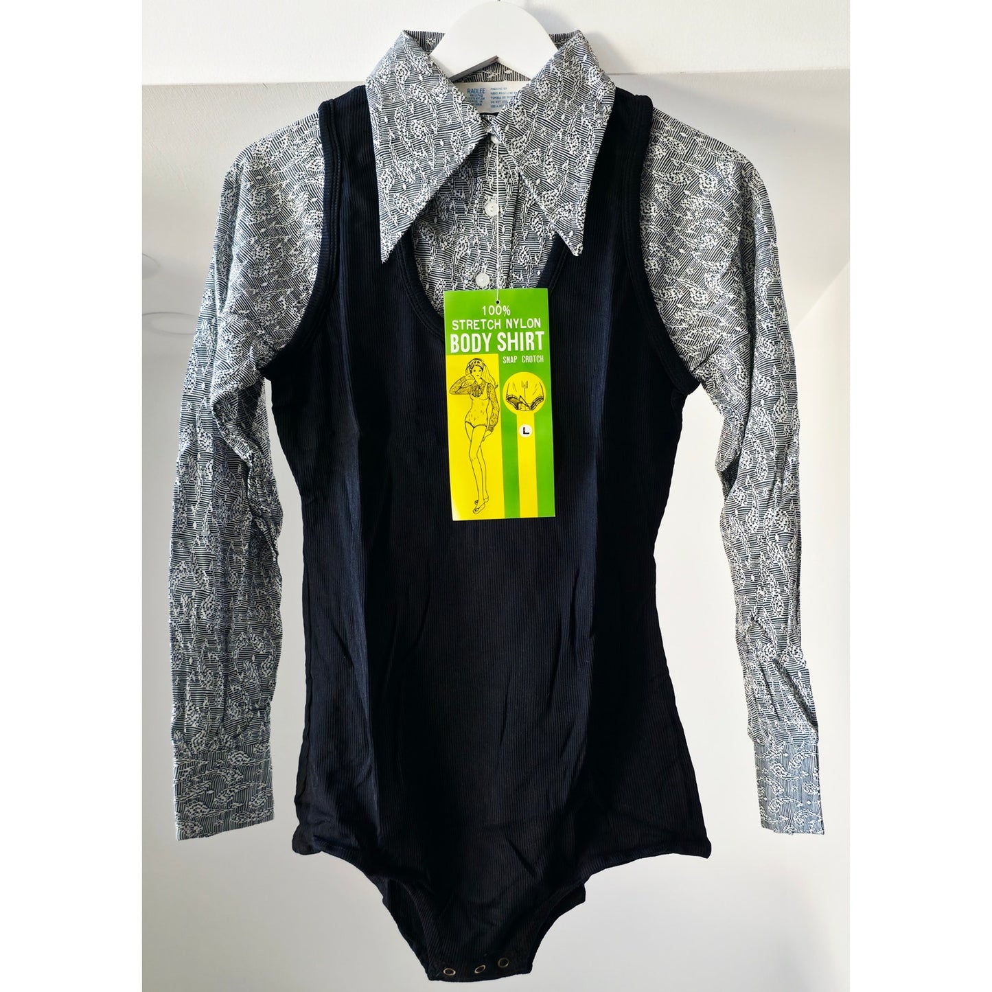 VINTAGE *NEW* 1960's Women's Body Shirt with Pointed Collar 100% Nylon Size L