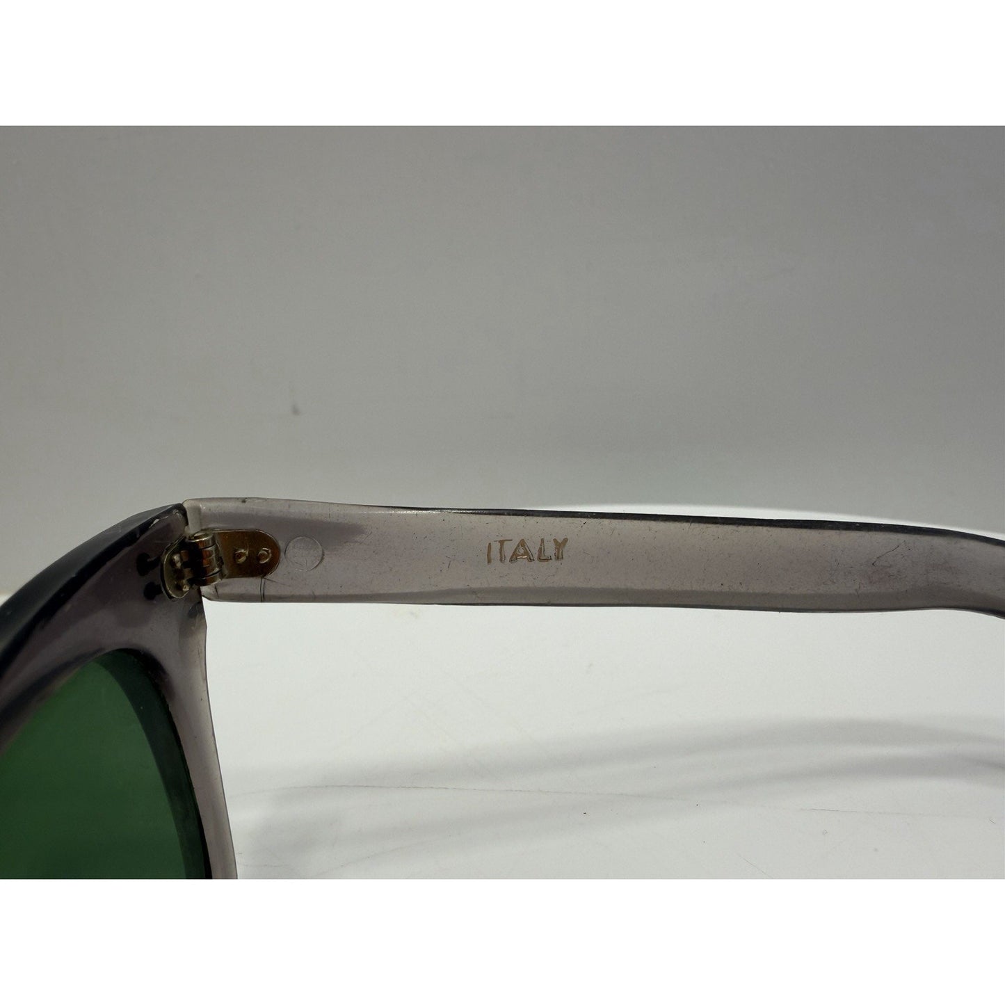 VINTAGE *NEW* 1960's Glam Unisex Sunglasses Gray Rnd Frame/Green Lens ITALY