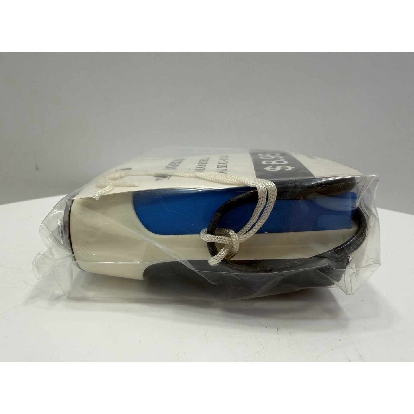 VINTAGE *NEW* 1960s ROBIN MEC-163 Blue/Black Solid State Micro Transistor Radio