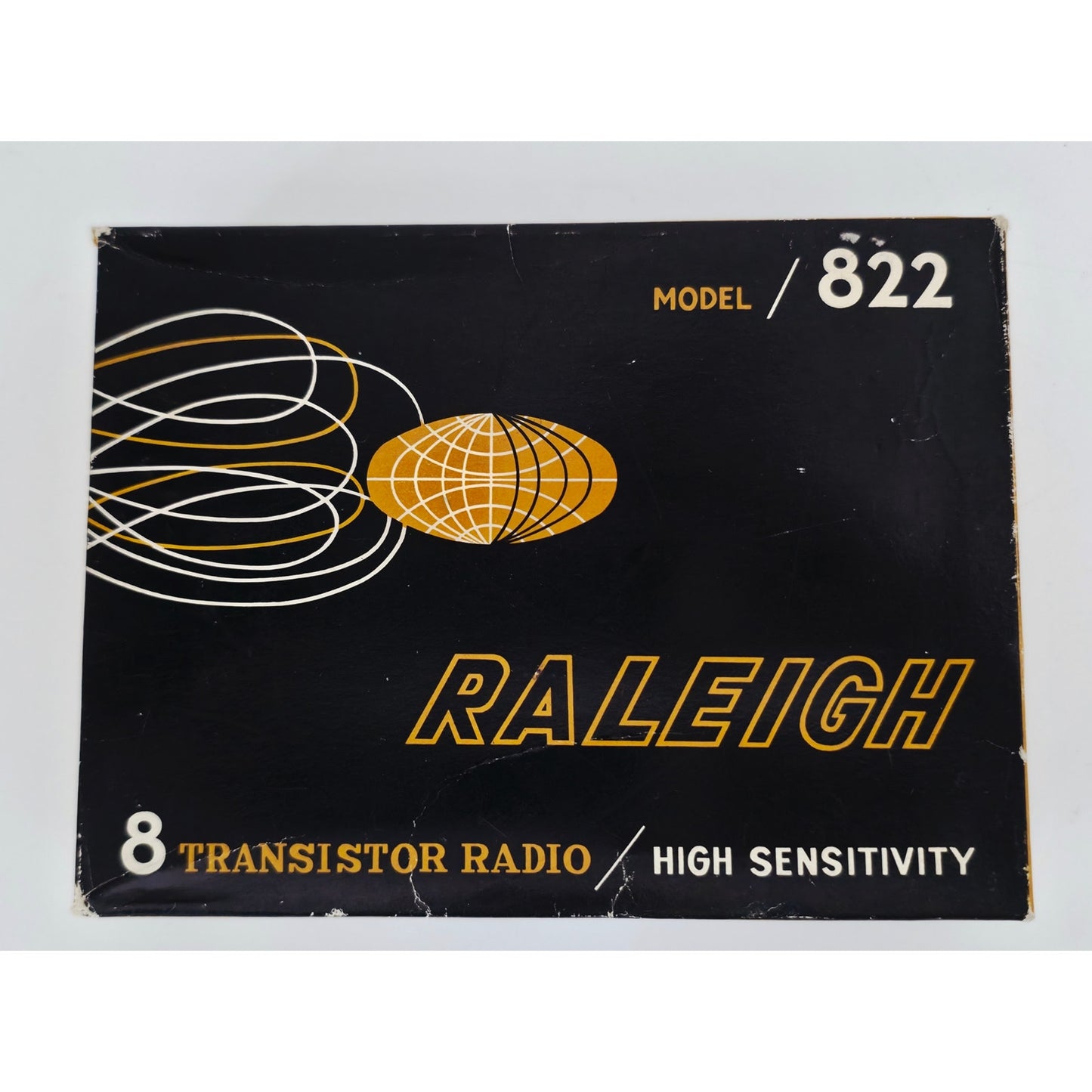 VINTAGE *PRISTINE* 1970's Raleigh 8 Model 822 Transistor Radio - Powers On