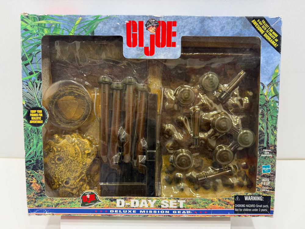 VINTAGE *NEW* GI Joe D-Day Deluxe Mission Gear