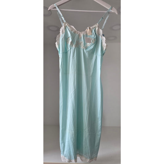 VINTAGE *NEW* 1960's Kayser Light Blue Slip w/Wt Lace 100% Nylon Junior Size 11