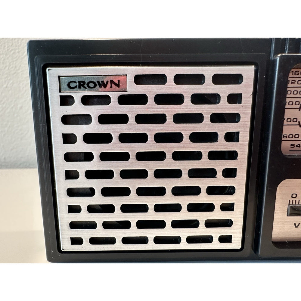 VINTAGE *NEW* Crown Transistor AM Pocket Radio Black British Design
