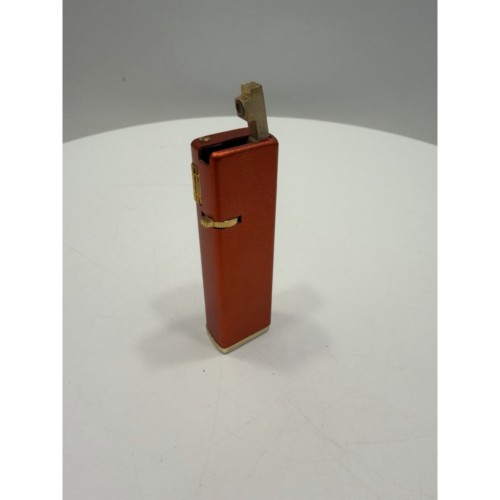 VINTAGE *NEW* 1950's Imperial Red/Gold Super Lighter