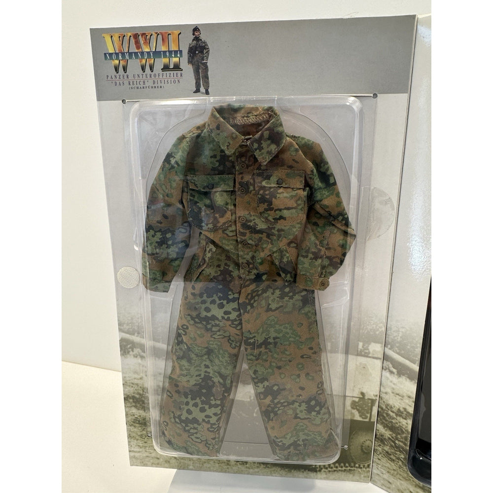 VINTAGE *NEW* Dragon WWII "Oskar* Normandy 1944 Panzer Action Figure