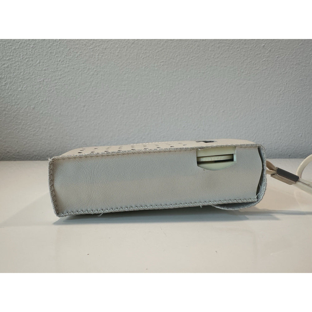 VINTAGE *NEW* 1970's Four Star FS-8 Solid State AM Radio in White
