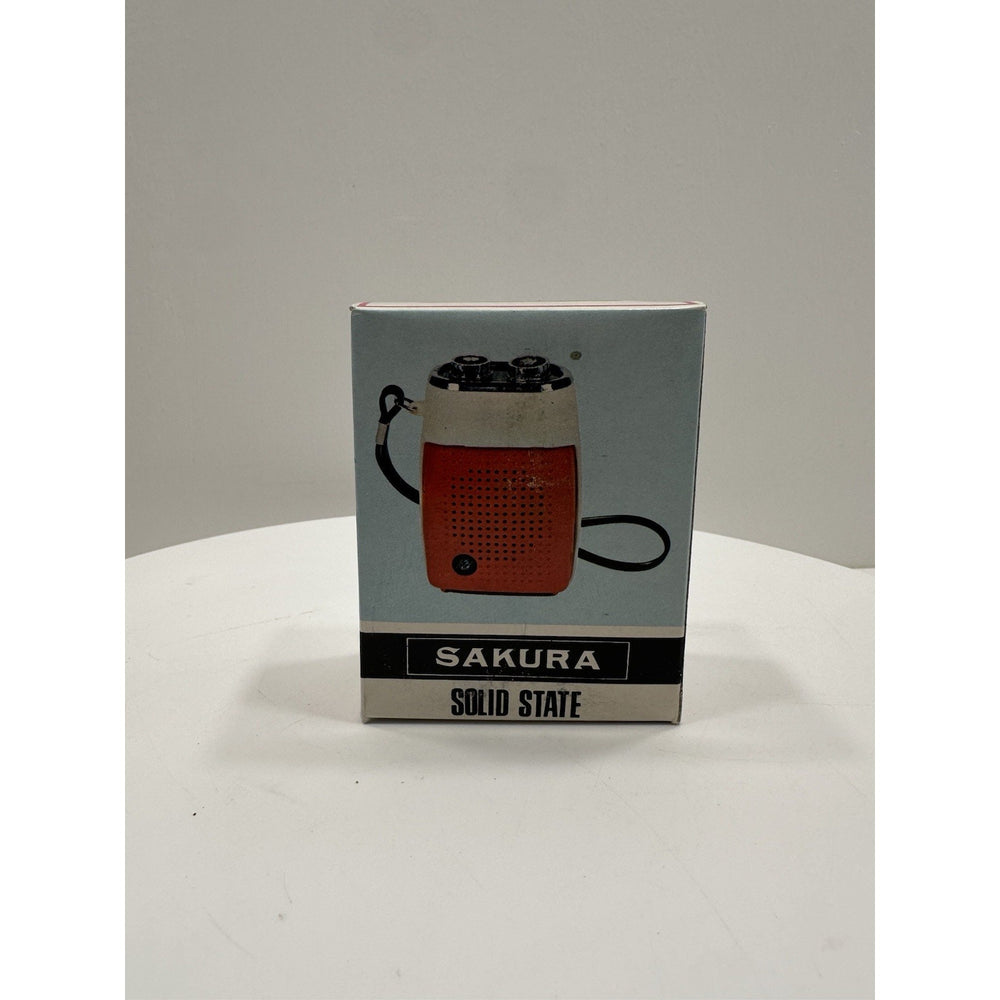VINTAGE *NEW* 1970's Sakura FS-19 Solid State Micro Transistor Radio Red/Black