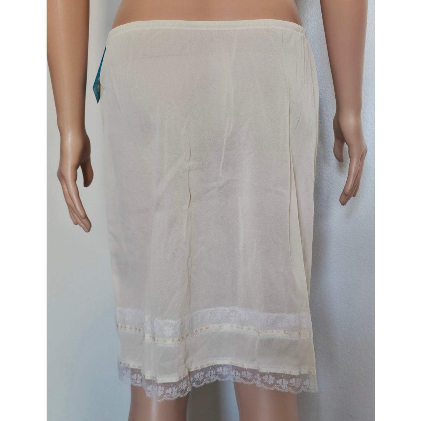 VINTAGE *NEW* 1960's Kayser Women's Cream with Lace Trim Half Slip Size M