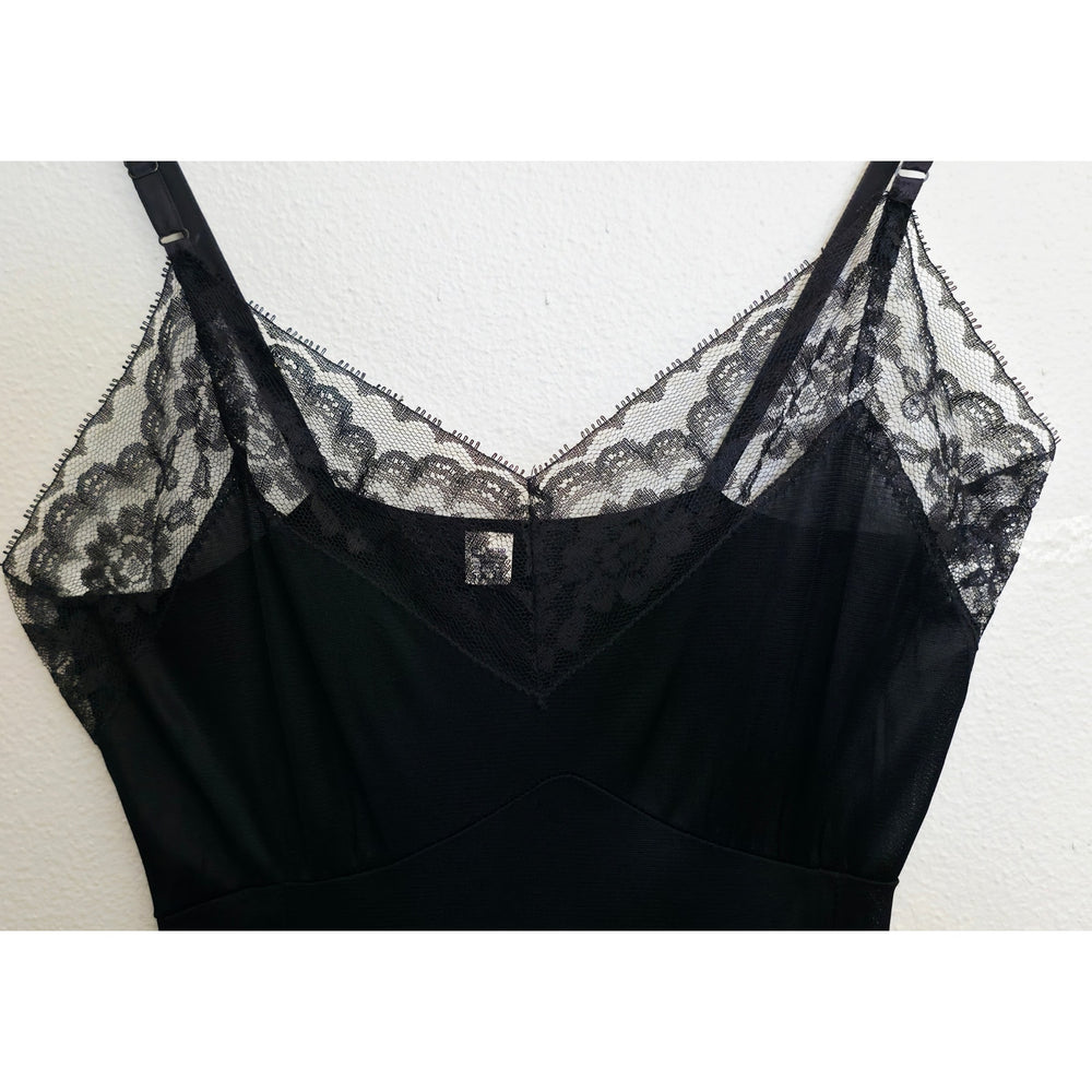 VINTAGE *NEW* 1960's Women's Black with Lace Trim Slip Dress Size 34