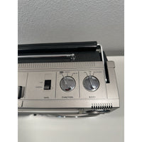 Needs Lovin' - VINTAGE 1980's Hitachi TRK-8020H AM/FM Cassette Stereo Boombox 4 Speaker