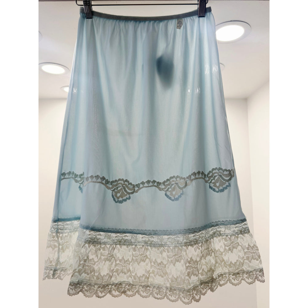 VINTAGE *NEW* 1960's Collins Aikman Women's Lt Blue w/Lace Trim Slip Skirt Sz L