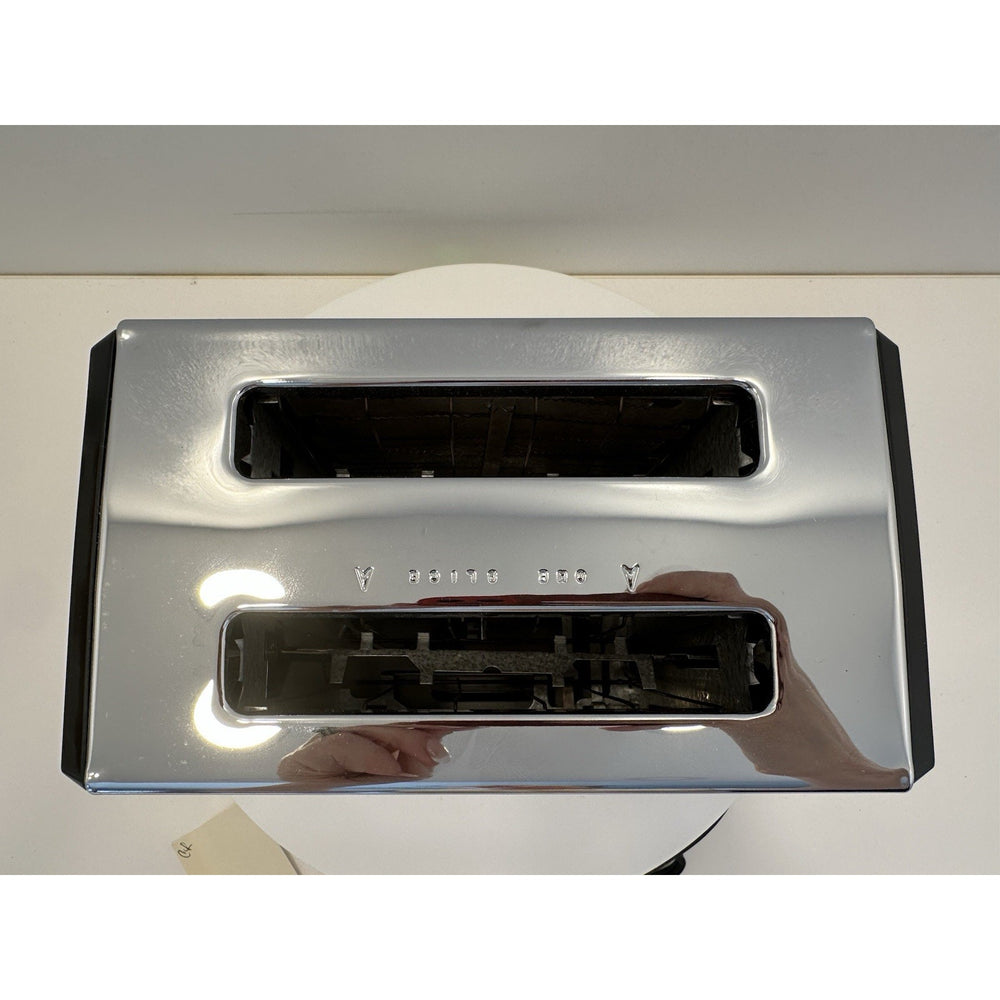 VINTAGE *NEW* 1980's Proctor Silex 2-Slice Toaster Black and Chrome USA