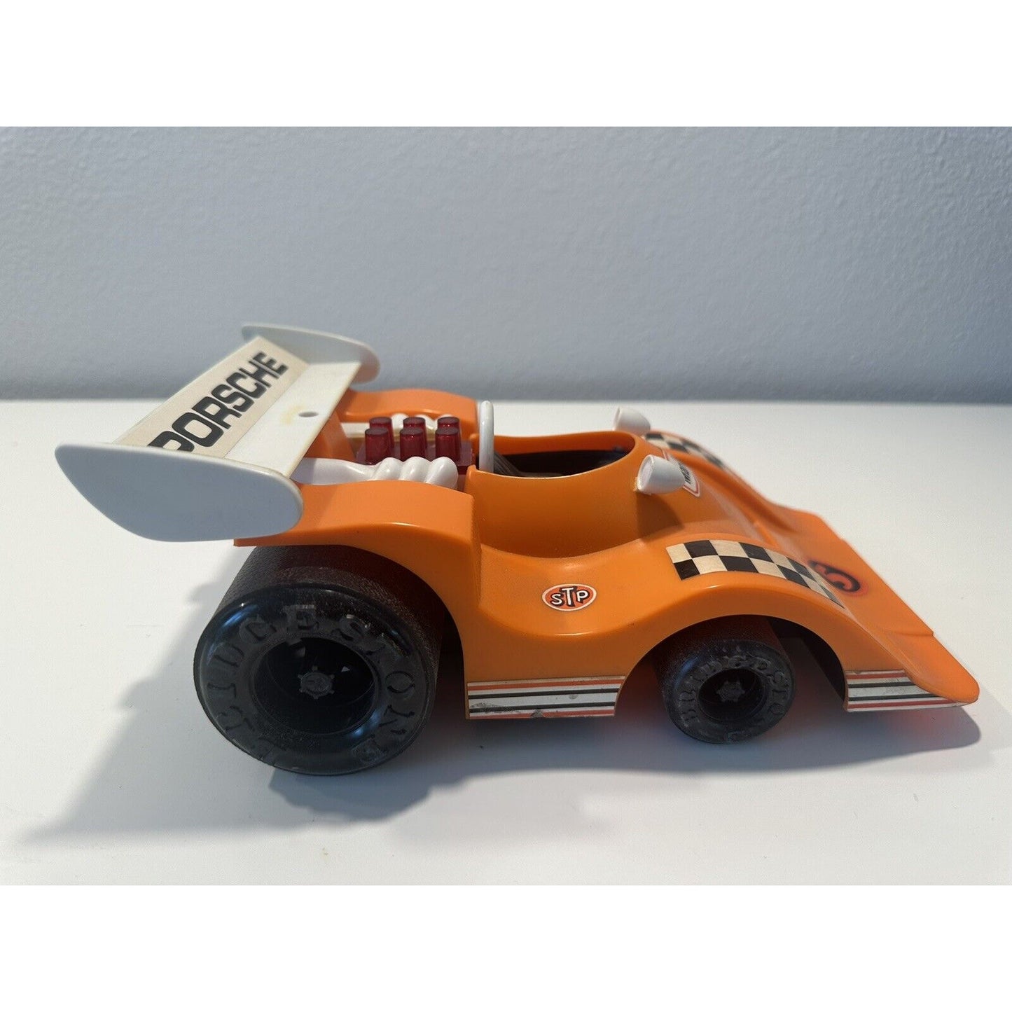 VINTAGE *NEW* Action RACER Porsche Marlboro-Sponsored