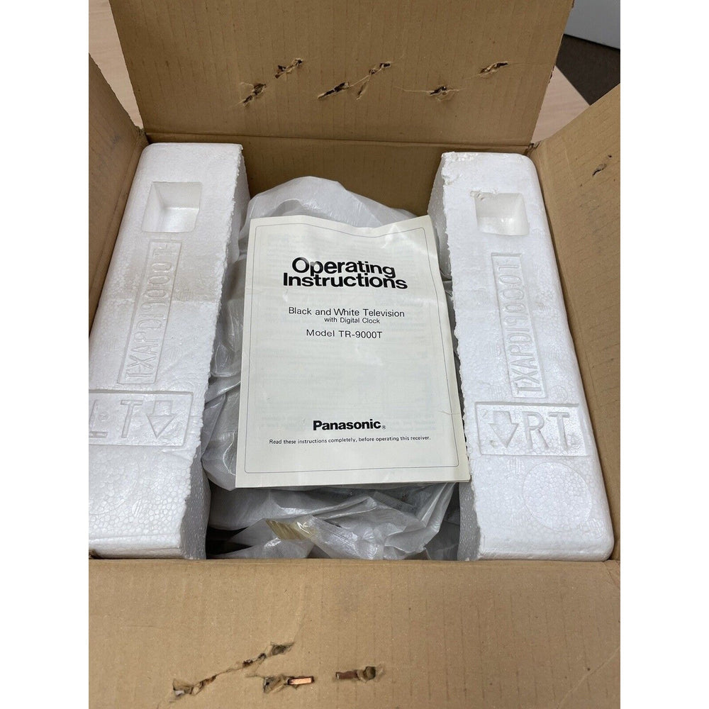 VINTAGE *NEW* 1970's Panasonic TR-9000T 9" Black and White Portable TV
